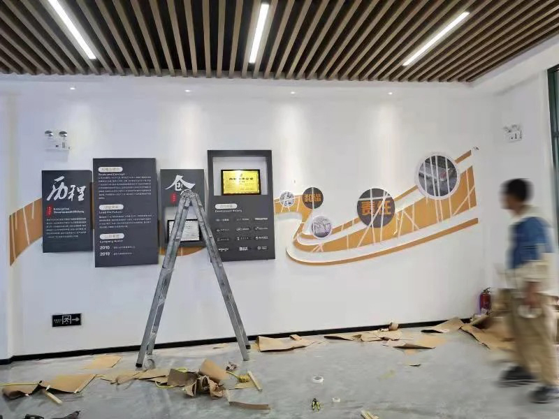 簡約企業(yè)簡介/發(fā)展歷程文化墻案例效果圖賞析(圖2)
